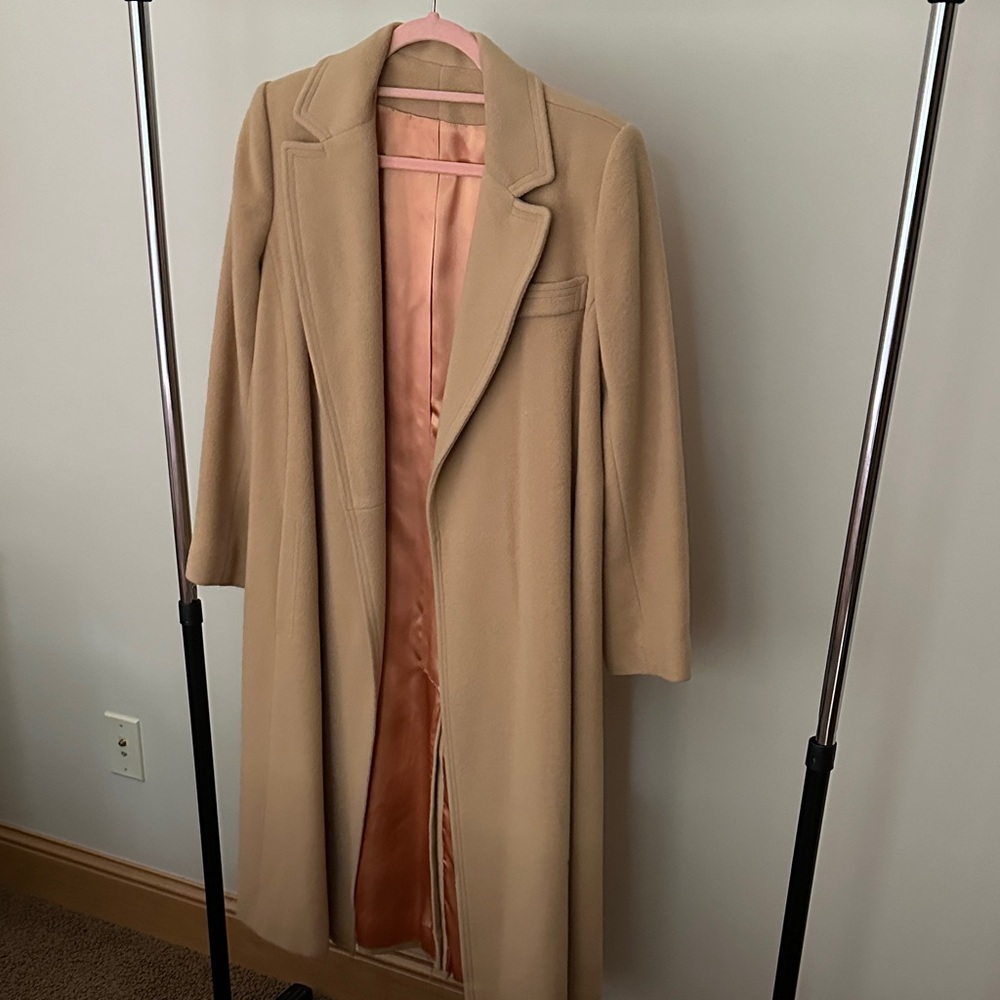Chic Tan Women's Trench Coat